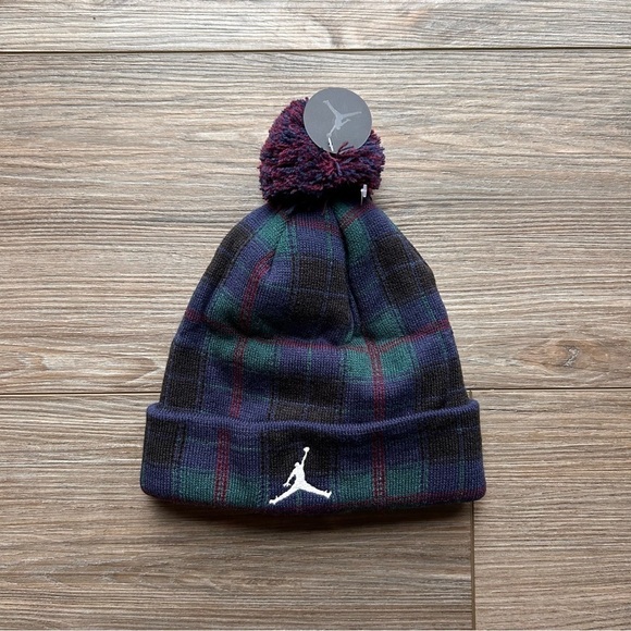 Jordan Pom Beanie - Picture 8 of 8